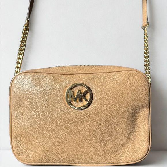 MICHAEL KORS Fulton Crossbody Bag in Pebbled Leather. Great Pre-❤️ Condition - Picture 2 of 10